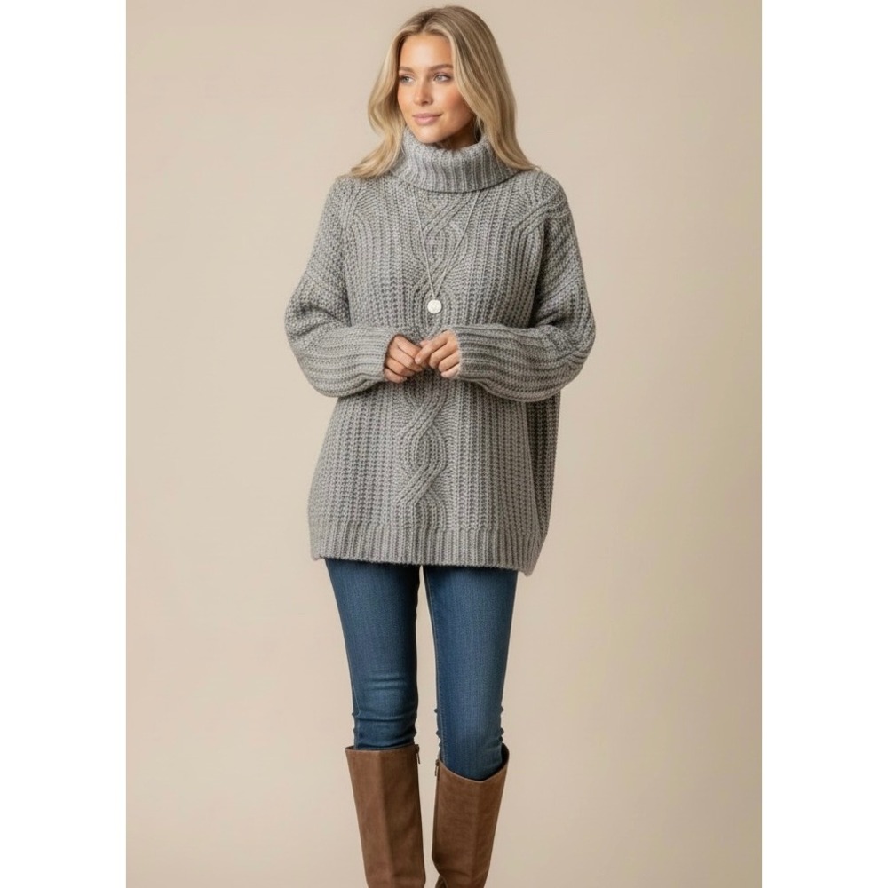 Aerie Grey Cable Knit Turtleneck Size Medium Oversized Sweater Cabin Core